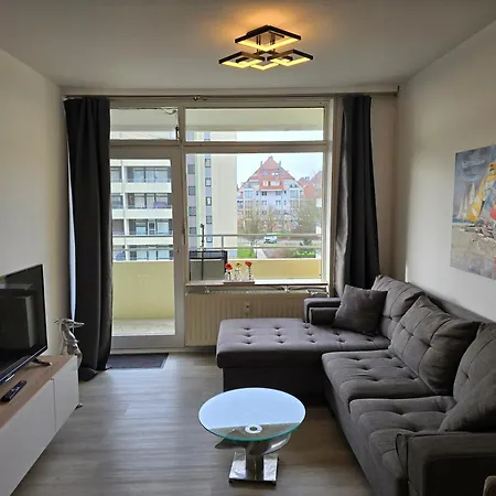 Vier Jahreszeiten 2-23 公寓 *